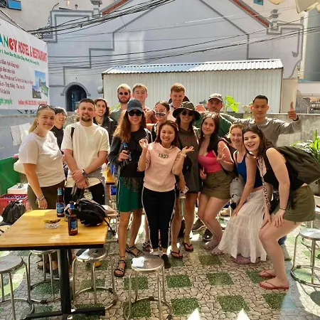 Ha Long Fancy Hostel And Restaurant